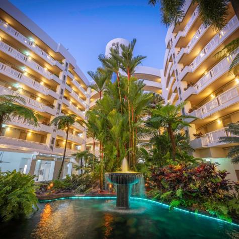Atrium
- DoubleTree by Hilton Cairns