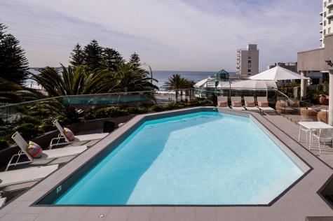 Pool
- Rydges Cronulla Beachside