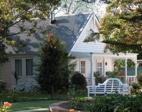 Anderson Heritage Suite Exterior
- Oak Tree Lodge