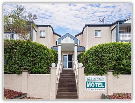 Motel Front Entrance On Wyndham Street
- Herston Place Motel