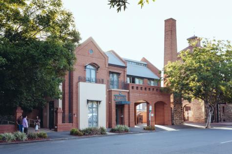 Exterior
- Majestic Old Lion Apartment