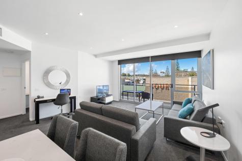 1 Bedroom Apartment
- Mantra Quayside Port Macquarie