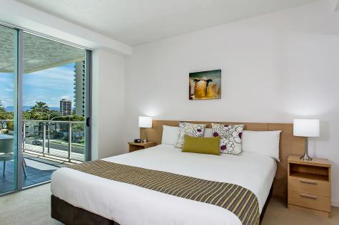 1 Bedroom Apartment
- Mantra Wings Surfers Paradise