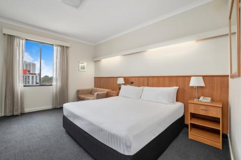 Standard King room
 - Metro Hotel Perth City