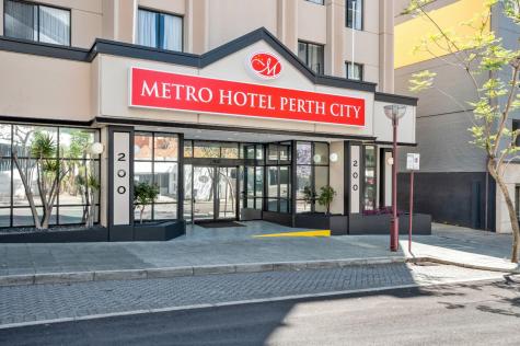 Metro Hotel Perth City
- Metro Hotel Perth City