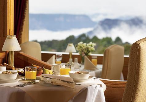 Breakfast views over the Jamison Valley
 - Hotel Mountain Heritage Blue Mountains