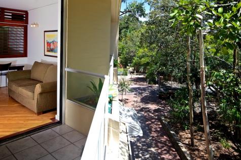 One Bedroom Hastings Suite
 - Netanya Noosa