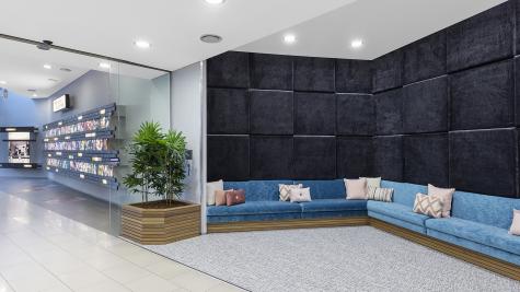 Reception Lounge  - Oaks Brisbane Festival Suites