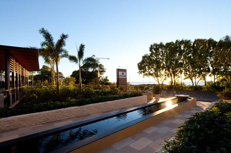 Exterior
- Oaks RedCliffe Mon Komo Suites
