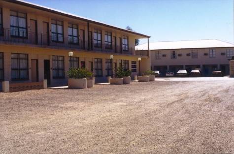External
- Opal Inn Hotel Motel