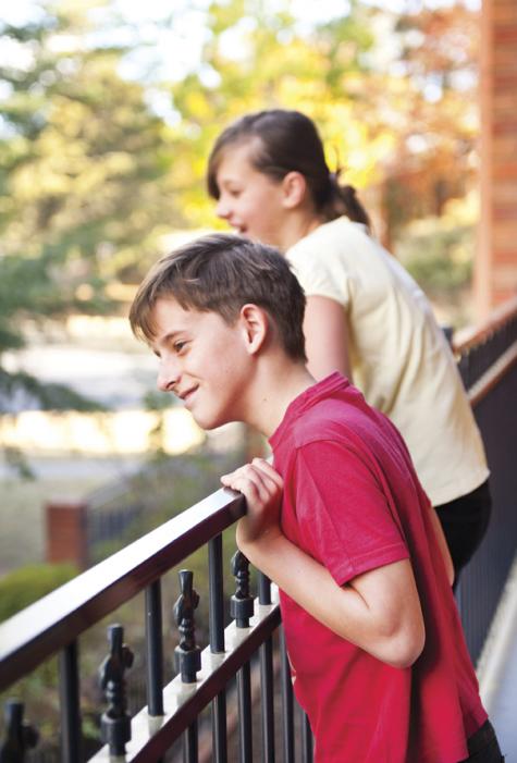 Kids Balcony - Oxley Court Serviced Apartments