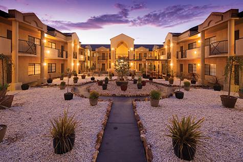 Exterior
- Canberra Parklands Central Apartment Hotel