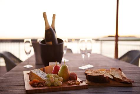 Dining
 - Pier One Sydney Harbour