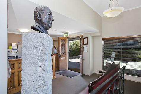 Reception
- Quality Inn & Suites The Menzies