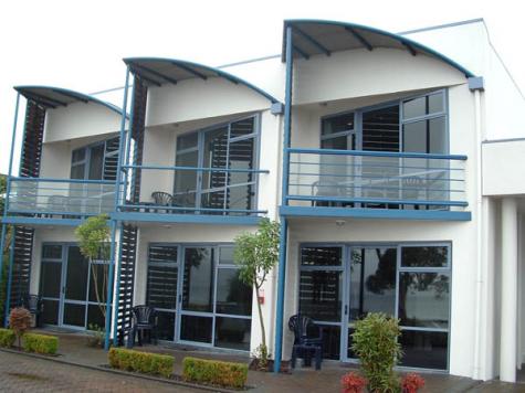 External
 - Sails Motor Lodge