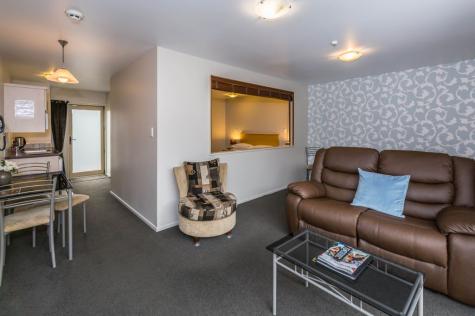 1 Bedroom unit
 - Roma on Riccarton