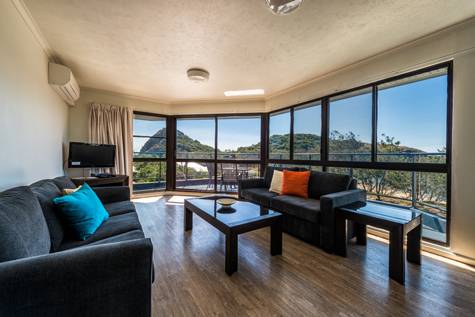 2 Bedroom
- Rosslyn Bay Resort