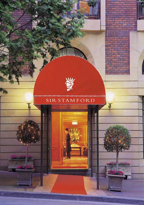 Exterior
- Sir Stamford at Circular Quay