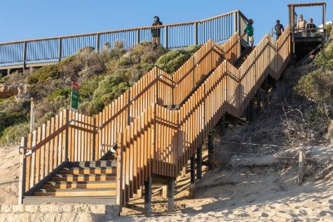 Gnarabup beach
- Stay Margaret River