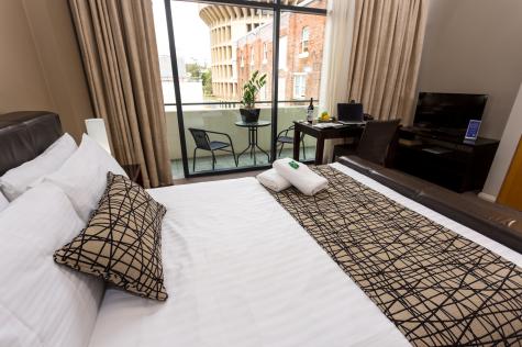 Balcony Room
 - The Clarendon Hotel