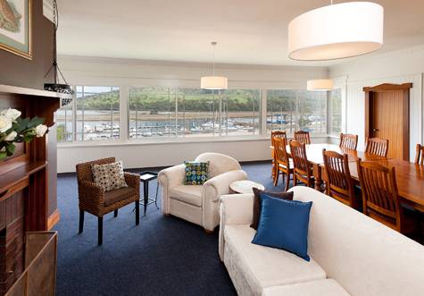 Lounge
 - The Kermandie