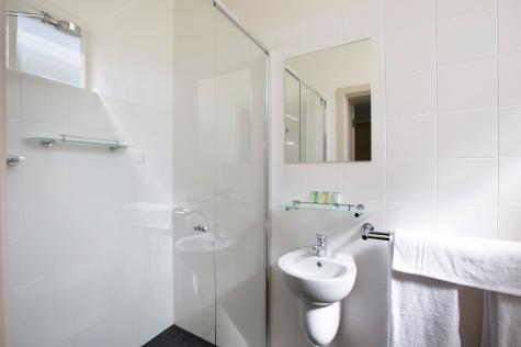 Bathroom
- The Links Hotel