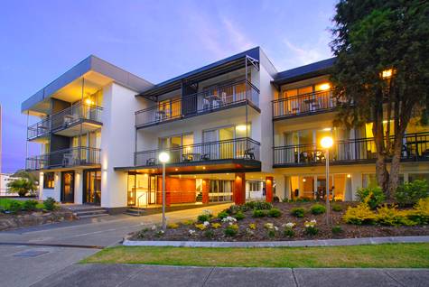 Exterior
- Hotel Nelson