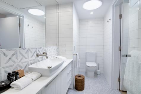 Hasting Street Studio Bathroom
- Tingirana Noosa