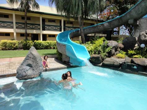 Pool
- Tokatoka Resort Hotel