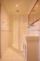 En suite shower
 - Anchors Aweigh Bed & Breakfast