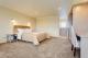 Deluxe Studios
 - Auckland Airport Lodge