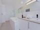 Bathroom
 - Broadbeach Travel Inn Apartments