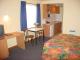 Executive Spabath Studio. All units have kitchen facilities.
 - Comfort Christchurch Motel & Apartments