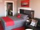 Superior Queen Room
 - Cattlemans Country Motor Inn & Serviced Apartments