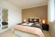 Queen room
 - Frankston B&B