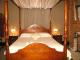 Olive Room, Four Poster Queen Bed
 - Grandview Bed and Breakfast