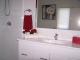 Rosebud Cottage Bathroom
 - Sunway Farm Bed & Breakfast & Rosebud Cottage
