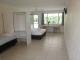 Queen/triple room
 - Tin Can Bay Motel & Holiday Units
