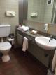 Hacienda Bathroom
 - Alloggio Hamilton Brisbane Airport