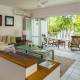 Beachfront Suite
 - Alamanda Palm Cove By Lancemore