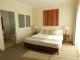 King Deluxe
 - Byron Bay Hotel and Apartments