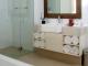One Bedroom Apartment
 - Byron Bay Hotel and Apartments
