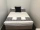 2 bedroom unit bedroom 2 queen
 - Arkana Motel