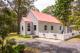 Murrays Beach Cottage
 - Bay and Bush Cottages Jervis Bay