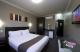 King room
 - Best Western Blackbutt Inn