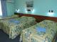 FAMILY OF 4 PEOPLE
 - Castlereagh Motor Inn