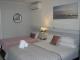 Deluxe Twin Room
 - Charm City Motel Bundaberg
