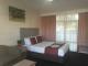 Queen Room
 - Colonial Motor Lodge