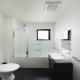 Bathroom
 - Comfort Hotel East Melbourne