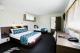 Deluxe Hotel Room
 - Quality Hotel Robertson Gardens
